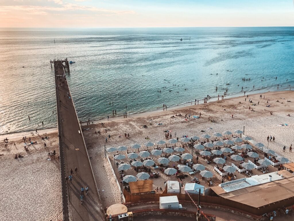 The Moseley Beach Club at Glenelg.
