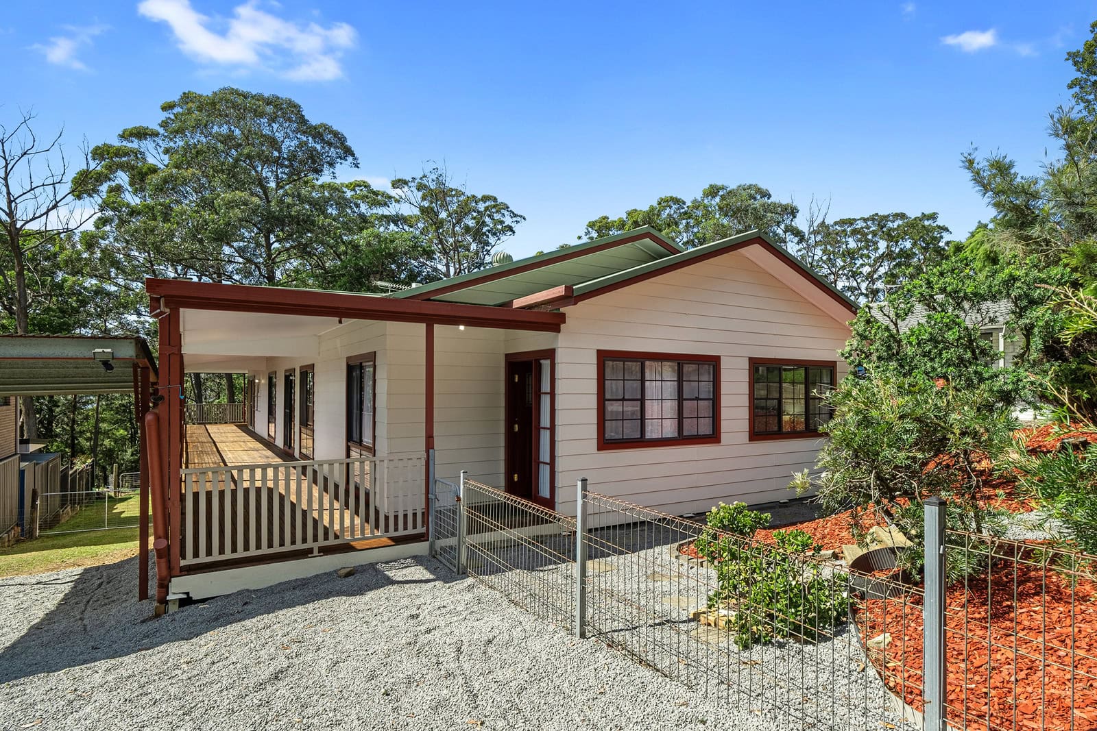 Belle Property Hawkesbury presents 33 Waratah St, Bowen Mountain 