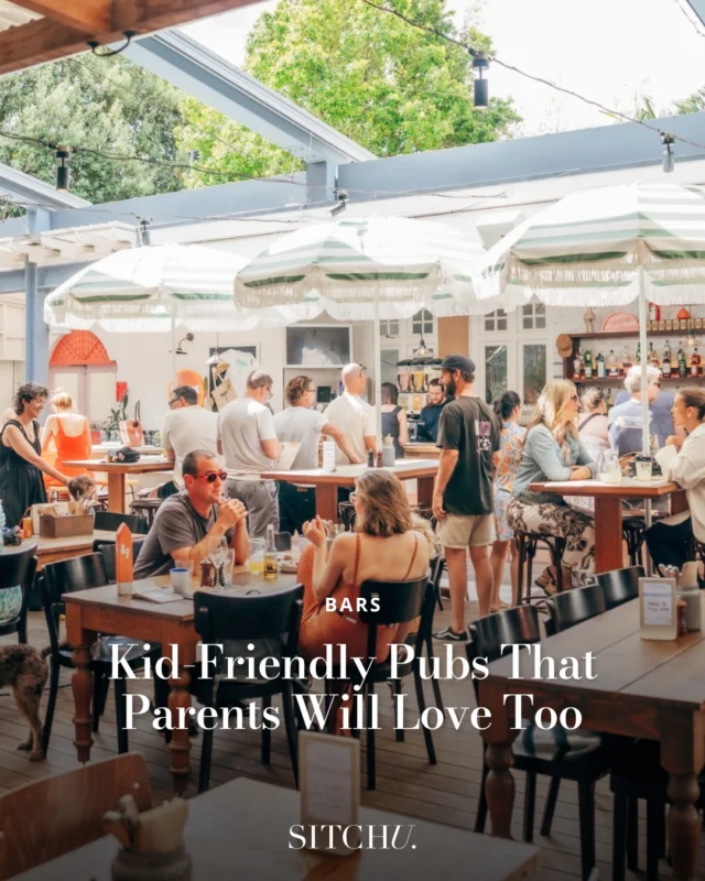 Whether it’s raining, hailing or the fire’s crackling, nothing hits like a cosy pub lunch with the whole crew. Think crackling roasts, loaded plates, colouring pencils for the little ones and mulled wine for the grown-ups. Even better? Pubs where the kids are actually welcome (and have room to roam). 🛝🍻⁠
⁠
Tap the link in our bio to find Melbourne’s best family-friendly pubs to warm up your winter weekends.